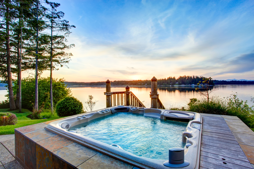 3 Must-Have Accessories for Your Hot Tub