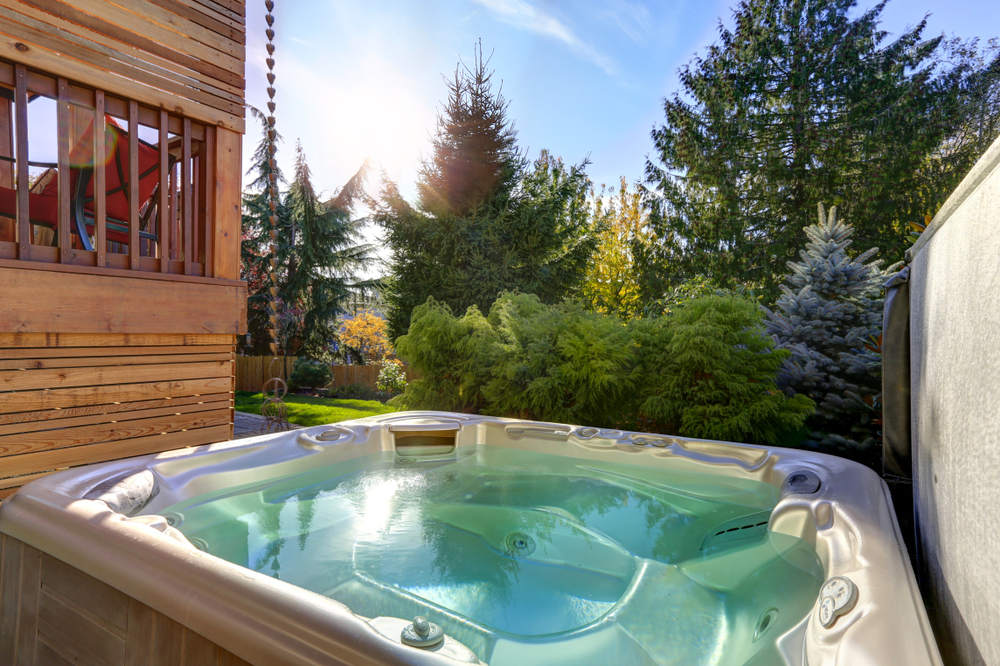 5 Hot Tub Cleaning Practices Every Hot Tub Owner Should Know