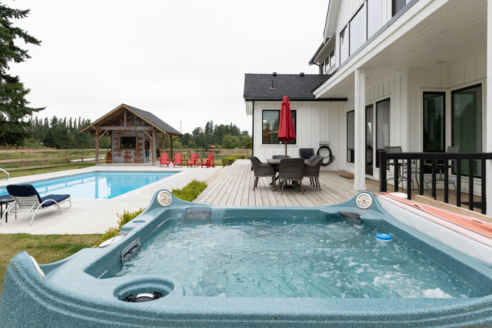 5 Ways To Prepare Your Backyard For Hot Tub Delivery