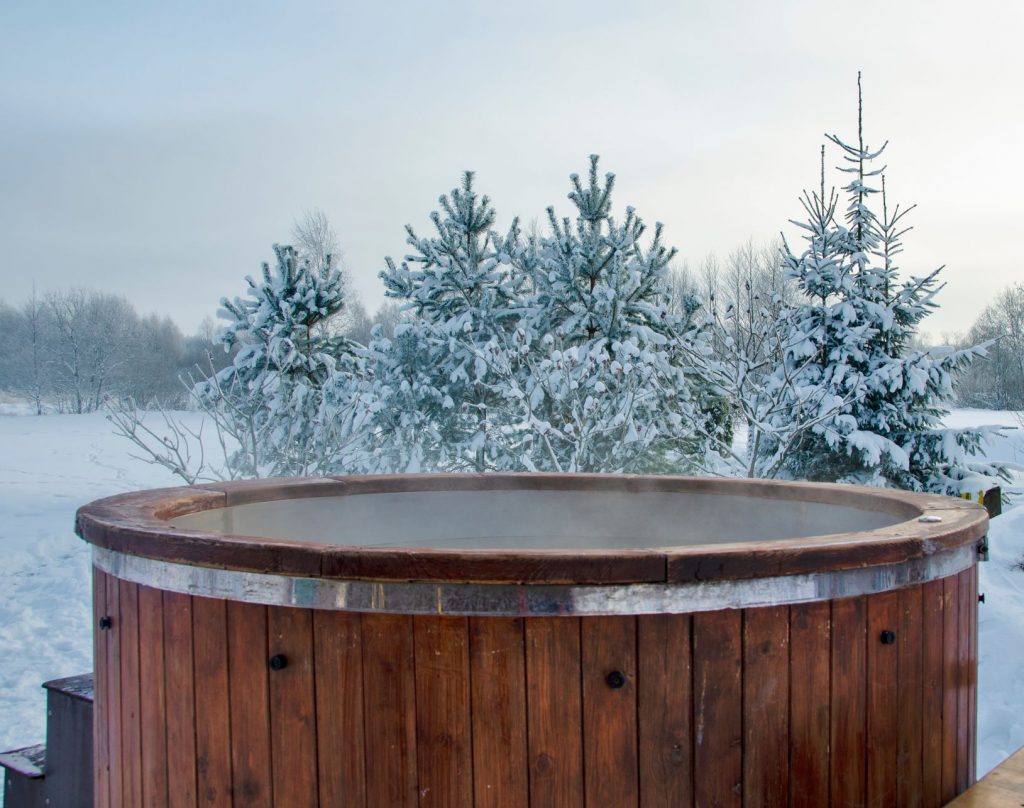 How to Maintain Your Hot Tub During the Colder Months